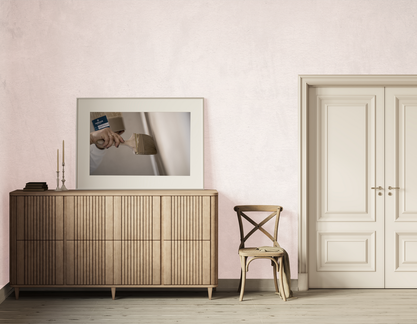 Rosa Kalkfarbe an Wand Vorschau